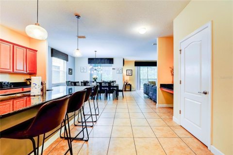 Casa en venta en Kissimmee, Florida, 6 dormitorios, 305.74 m2 № 1616606 - foto 20