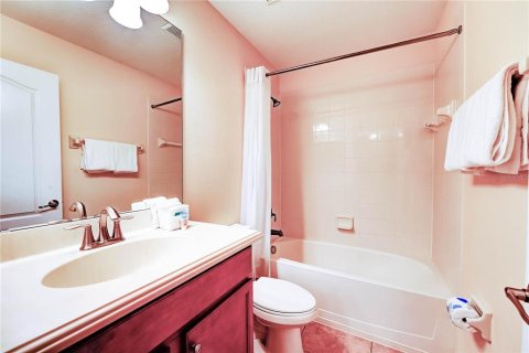 Casa en venta en Kissimmee, Florida, 6 dormitorios, 305.74 m2 № 1616606 - foto 5