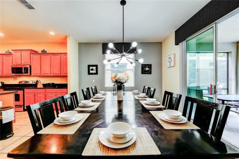 Casa en venta en Kissimmee, Florida, 6 dormitorios, 305.74 m2 № 1616606 - foto 24