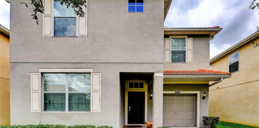 Casa en Kissimmee, Florida 6 dormitorios, 305.74 m2 № 1616606