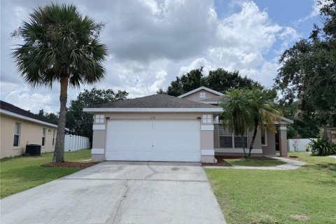 Villa ou maison à louer à Orlando, Floride: 4 chambres, 218.97 m2 № 1888597 - photo 1