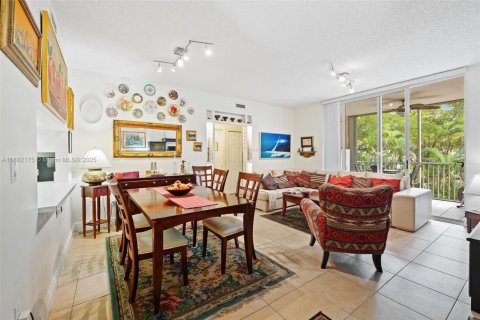 Condominio en venta en Doral, Florida, 3 dormitorios, 114.27 m2 № 1977865 - foto 6