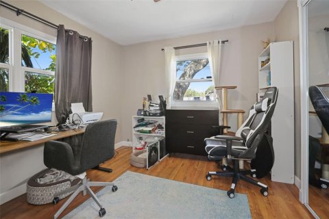 Casa en venta en Saint Petersburg, Florida, 3 dormitorios, 96.15 m2 № 1648065 - foto 10