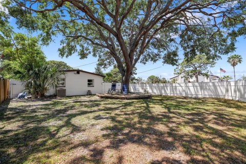 Casa en venta en Saint Petersburg, Florida, 3 dormitorios, 96.15 m2 № 1648065 - foto 23