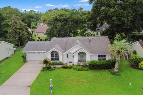 House in Ocala, Florida 3 bedrooms, 153.66 sq.m. № 2150602