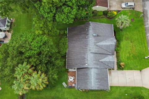 House in Ocala, Florida 3 bedrooms, 153.66 sq.m. № 2150602 - photo 3