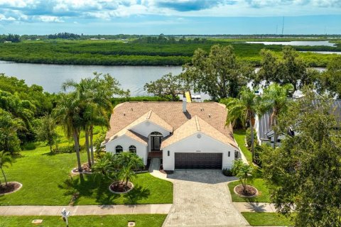House in Bradenton, Florida 3 bedrooms, 153.1 sq.m. № 2236182 - photo 2