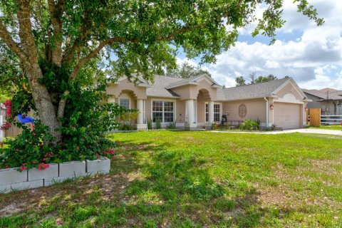 House in Deltona, Florida 3 bedrooms, 186.36 sq.m. № 1898470 - photo 3