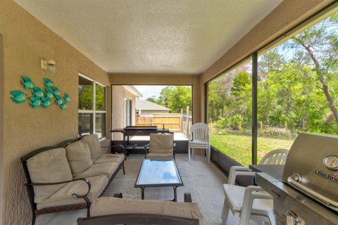 House in Deltona, Florida 3 bedrooms, 186.36 sq.m. № 1898470 - photo 24