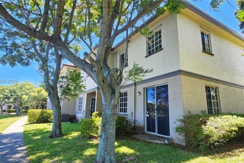 Townhouse in Riviera Beach, Florida 3 bedrooms, 128.11 sq.m. № 1896623 - photo 10