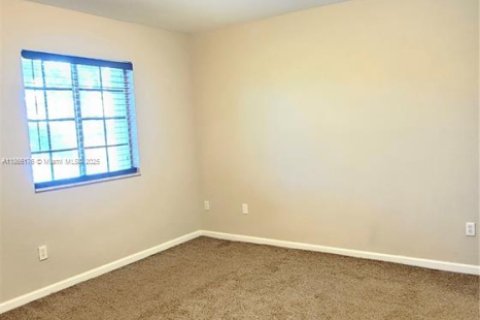 Townhouse in Riviera Beach, Florida 3 bedrooms, 128.11 sq.m. № 1896623 - photo 18