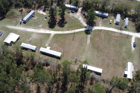 Commercial property in Live Oak, Florida 982.35 sq.m. № 2214388