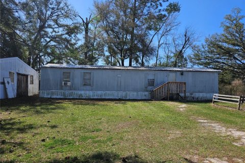 Commercial property in Live Oak, Florida 982.35 sq.m. № 2214388 - photo 12