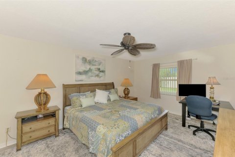 Villa ou maison à vendre à North Port, Floride: 2 chambres, 185.25 m2 № 1902241 - photo 29