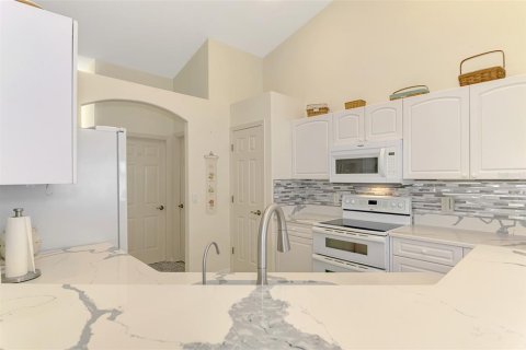 Villa ou maison à vendre à North Port, Floride: 2 chambres, 185.25 m2 № 1902241 - photo 22