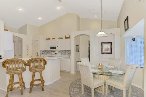 Villa ou maison à vendre à North Port, Floride: 2 chambres, 185.25 m2 № 1902241 - photo 20