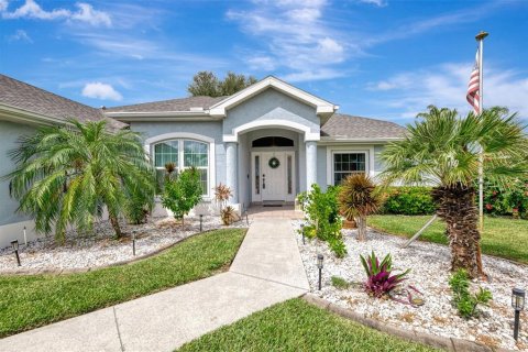 Villa ou maison à vendre à North Port, Floride: 2 chambres, 185.25 m2 № 1902241 - photo 3