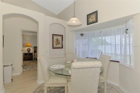 Villa ou maison à vendre à North Port, Floride: 2 chambres, 185.25 m2 № 1902241 - photo 27