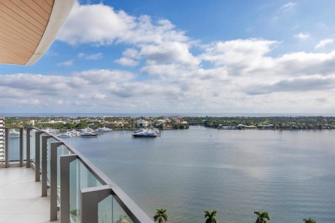 Copropriété à vendre à West Palm Beach, Floride: 4 chambres, 412.11 m2 № 2087752 - photo 30