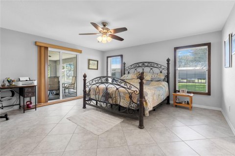 House in Okeechobee, Florida 3 bedrooms, 185.43 sq.m. № 2082020 - photo 26