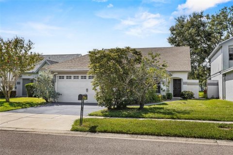 House in Orlando, Florida 4 bedrooms, 158.68 sq.m. № 1885401 - photo 17