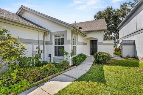 House in Orlando, Florida 4 bedrooms, 158.68 sq.m. № 1885401 - photo 19