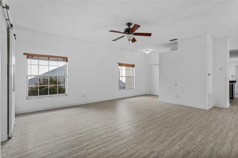 House in Orlando, Florida 4 bedrooms, 158.68 sq.m. № 1885401 - photo 24
