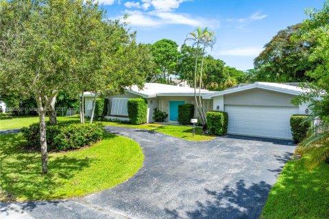 Купить виллу или дом в Пальметто-Бей, Флорида 3 спальни, 147.9м2, № 1948286 - фото 2