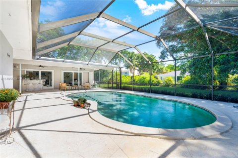 Купить виллу или дом в Пальметто-Бей, Флорида 3 спальни, 147.9м2, № 1948286 - фото 25