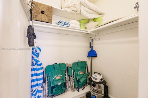 Condominio en venta en Miami Beach, Florida, 37.25 m2 № 1783723 - foto 18