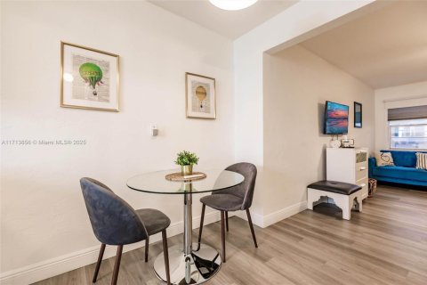 Condominio en venta en Miami Beach, Florida, 37.25 m2 № 1783723 - foto 6