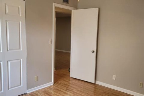 Copropriété à vendre à Pembroke Pines, Floride: 2 chambres, 91.04 m2 № 2242019 - photo 15