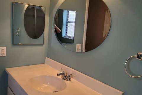 Copropriété à vendre à Pembroke Pines, Floride: 2 chambres, 91.04 m2 № 2242019 - photo 12