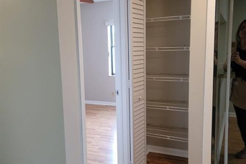 Copropriété à vendre à Pembroke Pines, Floride: 2 chambres, 91.04 m2 № 2242019 - photo 7
