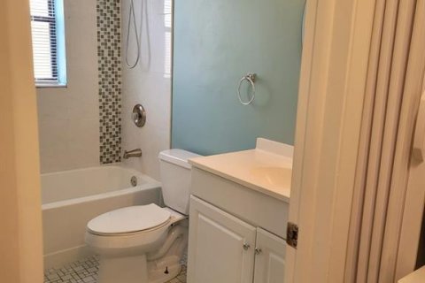 Copropriété à vendre à Pembroke Pines, Floride: 2 chambres, 91.04 m2 № 2242019 - photo 11