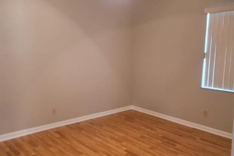 Copropriété à vendre à Pembroke Pines, Floride: 2 chambres, 91.04 m2 № 2242019 - photo 19