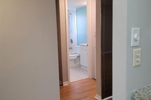 Copropriété à vendre à Pembroke Pines, Floride: 2 chambres, 91.04 m2 № 2242019 - photo 10