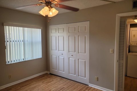 Copropriété à vendre à Pembroke Pines, Floride: 2 chambres, 91.04 m2 № 2242019 - photo 16