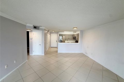 Copropriété à louer à Clearwater, Floride: 1 chambre, 66.98 m2 № 2412584 - photo 2