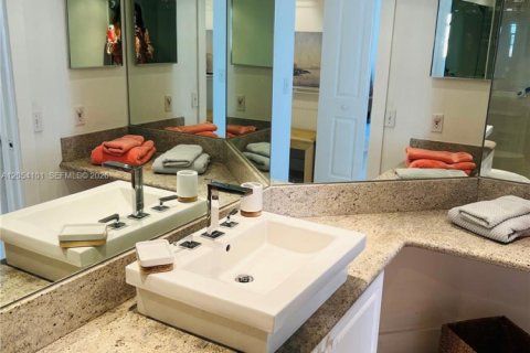 Copropriété à louer à Aventura, Floride: 3 chambres, 123.56 m2 № 2180371 - photo 20