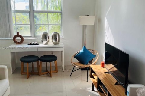 Copropriété à louer à Aventura, Floride: 3 chambres, 123.56 m2 № 2180371 - photo 25