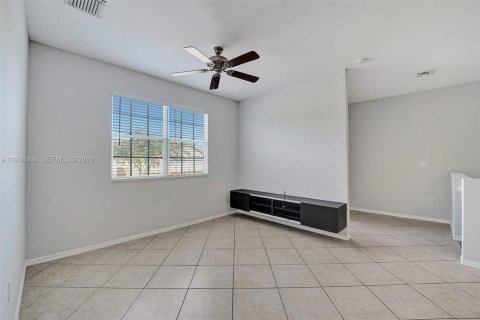 Снять в аренду квартиру в Мирамар, Флорида 2 спальни, 96.25м2, № 1998454 - фото 19