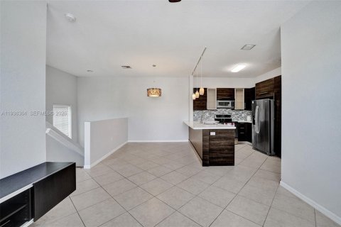 Снять в аренду квартиру в Мирамар, Флорида 2 спальни, 96.25м2, № 1998454 - фото 20