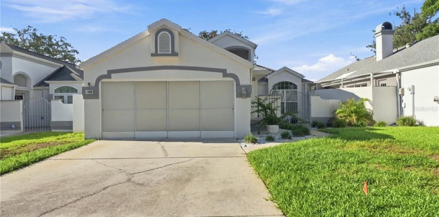 Villa ou maison à Spring Hill, Floride 2 chambres, 119.19 m2 № 2347324