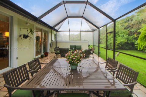 Villa ou maison à vendre à Doral, Floride: 3 chambres, 187.11 m2 № 1941819 - photo 17