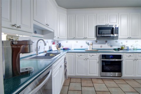 Villa ou maison à vendre à Doral, Floride: 3 chambres, 187.11 m2 № 1941819 - photo 28