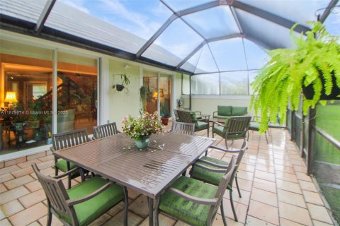 Villa ou maison à vendre à Doral, Floride: 3 chambres, 187.11 m2 № 1941819 - photo 12