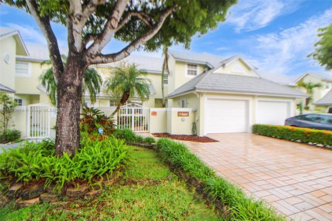 Villa ou maison à vendre à Doral, Floride: 3 chambres, 187.11 m2 № 1941819 - photo 8