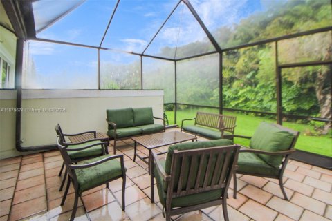 Villa ou maison à vendre à Doral, Floride: 3 chambres, 187.11 m2 № 1941819 - photo 11