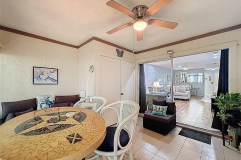 Condominio en venta en Port Richey, Florida, 2 dormitorios, 96.34 m2 № 2118112 - foto 15